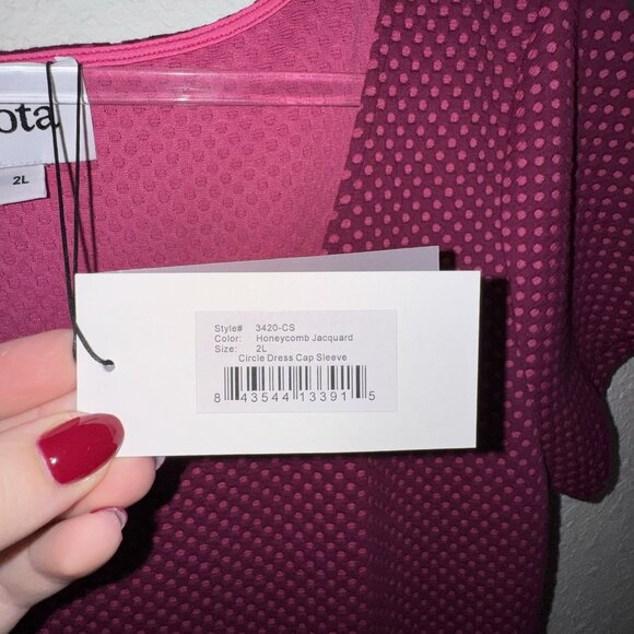 Leota Fit & Flare Scoop Back Dress Pink Honeycomb Circle Cap Sleeve Women’s 2XL - Picture 4 of 7